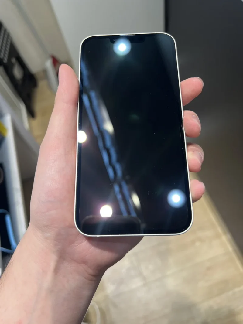 【ぺリエ千葉店】iPhone 13 128GB を32,000円で買取しました！