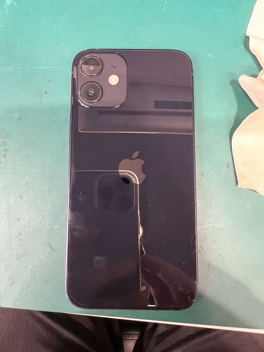 iPhone 12 mini