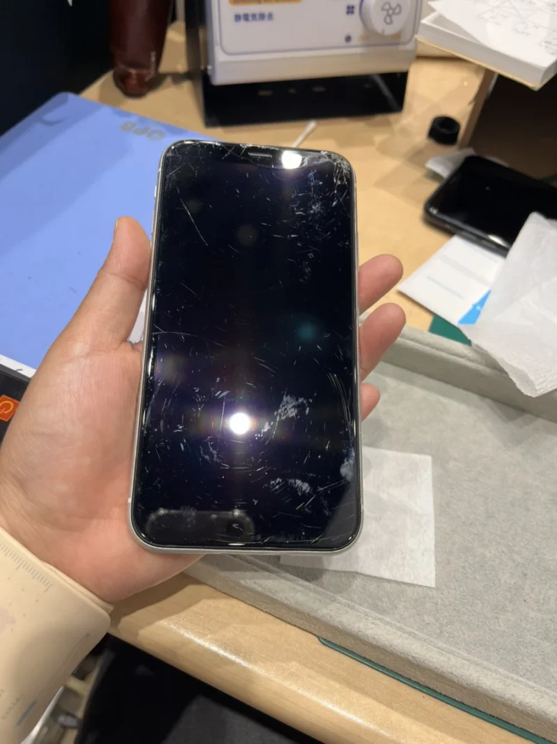【テラスモール湘南店】iPhone XR 128GB を5,000円で買取しました！