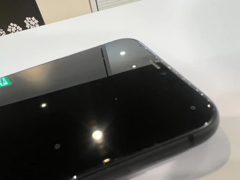 iPhone 11