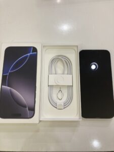 iPhone16ProMax　256GB SIMフリー　中古付属品完備【川崎店】