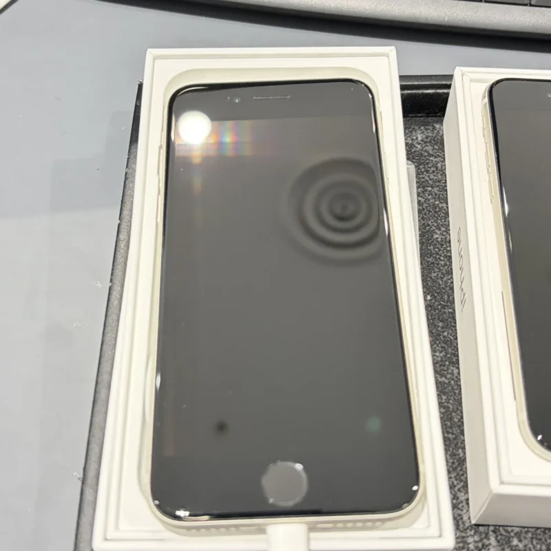 iPhone SE (第3世代)