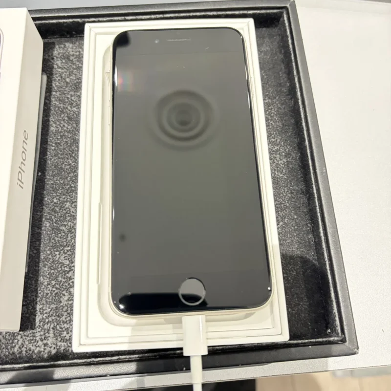 iPhone SE (第3世代)