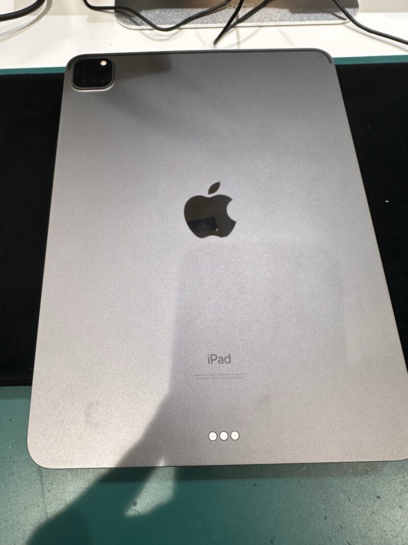 【戸塚モディ店】iPad Pro 11インチ 第3世代 256GB を44,000円で買取しました！