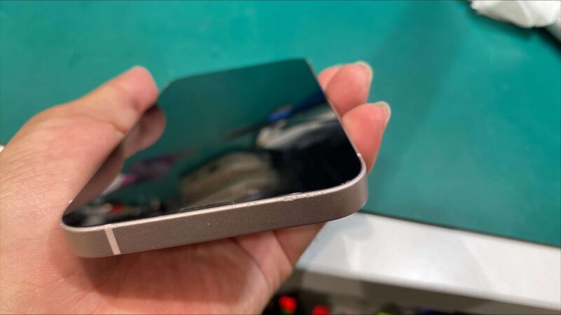 iPhone 13
