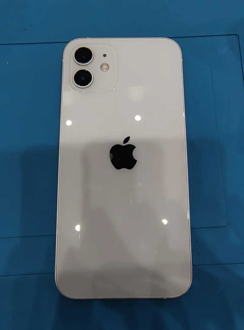 iPhone 12