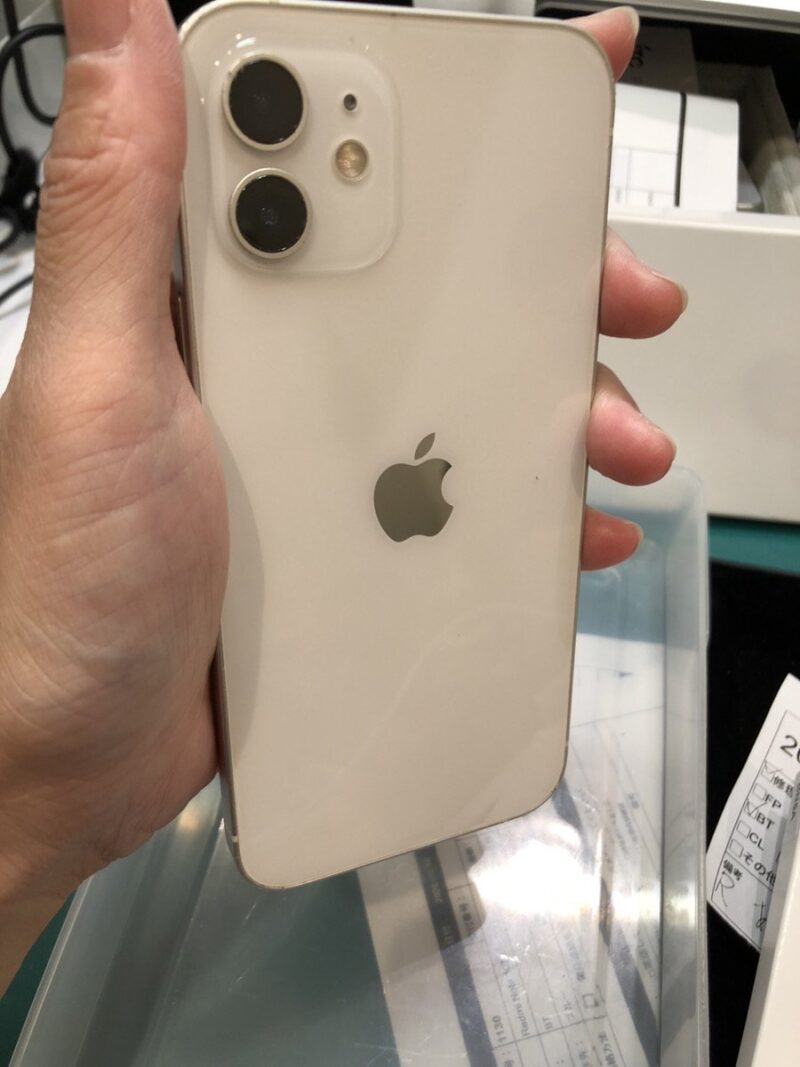 iPhone 12