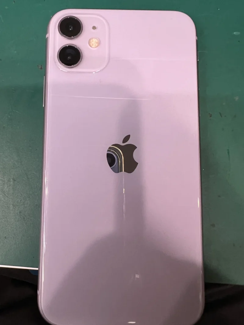 iPhone 11