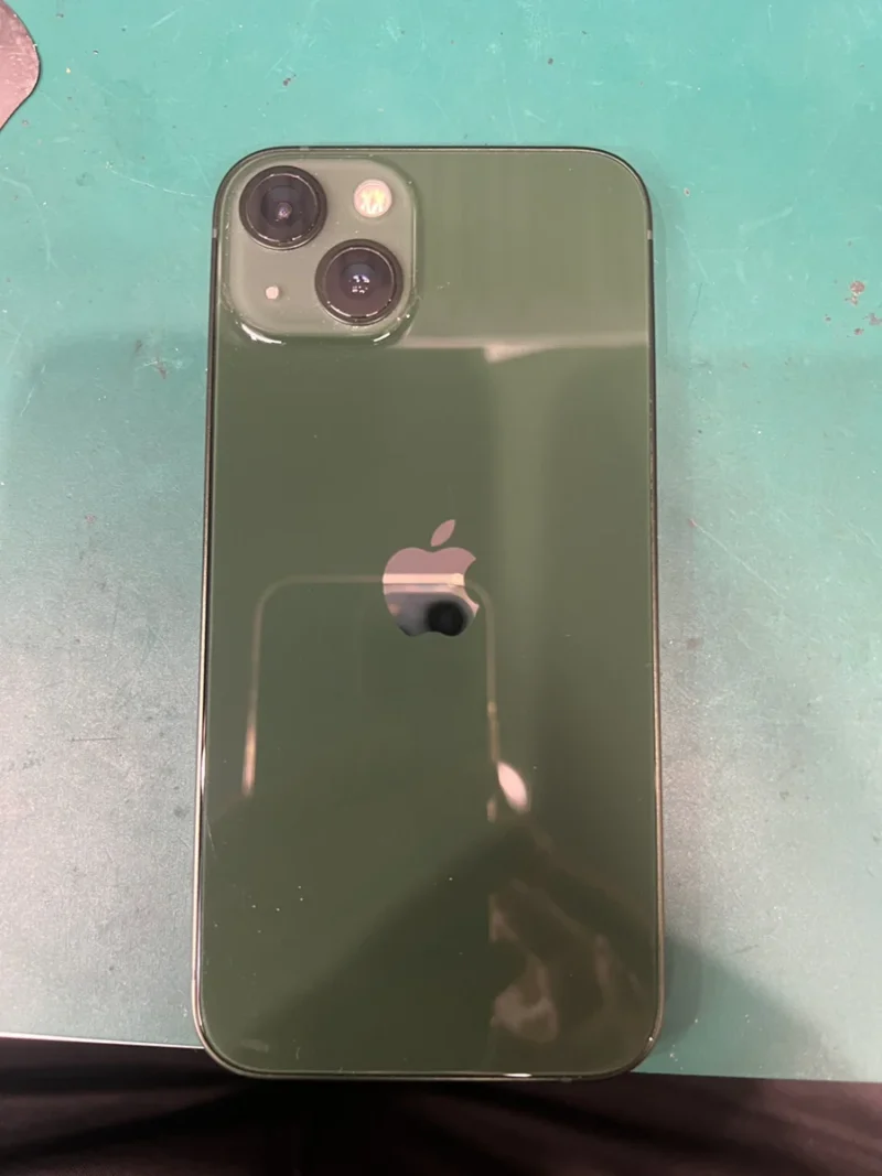 iPhone 13
