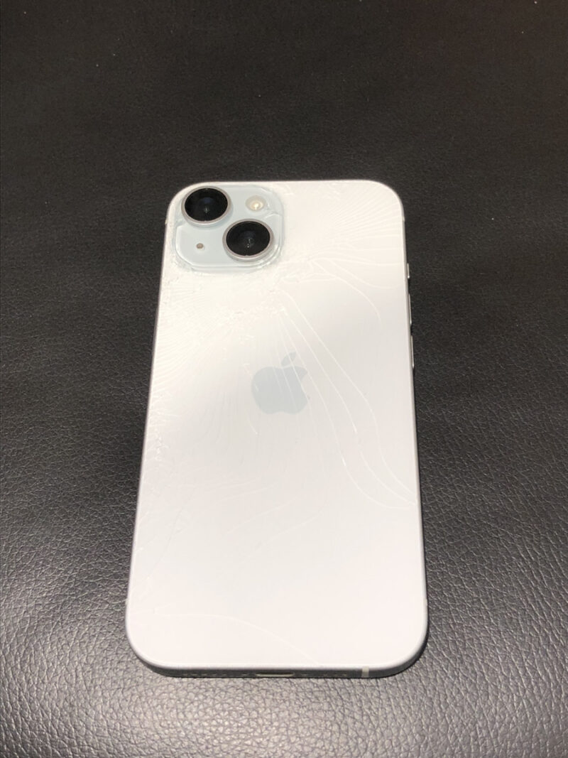 IPhone15 　スカイブルー　128GB   SIMフリー　中古【横浜ビブレ店】