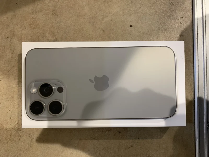 【なんばウォーク店】iPhone 15 Pro Max 256GB を109,000円で買取しました！