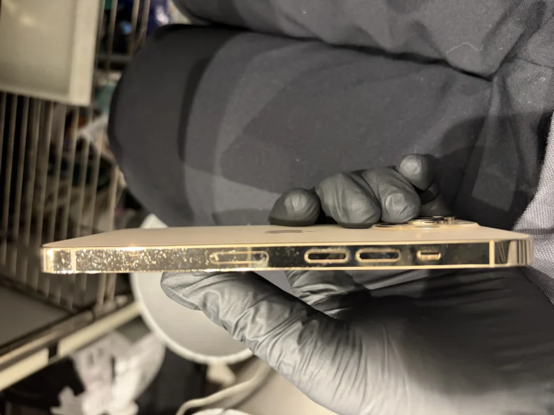 【なんばウォーク店】iPhone 13 Pro 256GB を34,000円で買取しました！