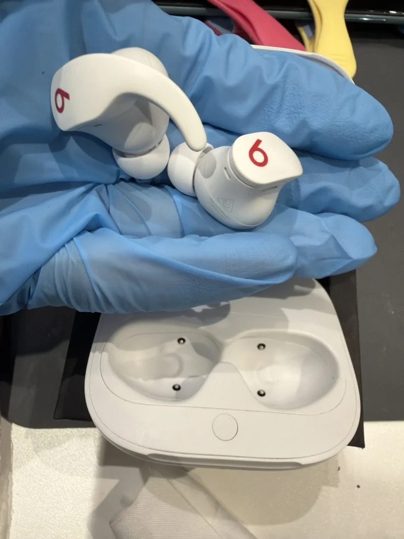 【高崎OPA店】Beats Fit Pro 【カラー】	ホワイト を3,000円で買取しました！