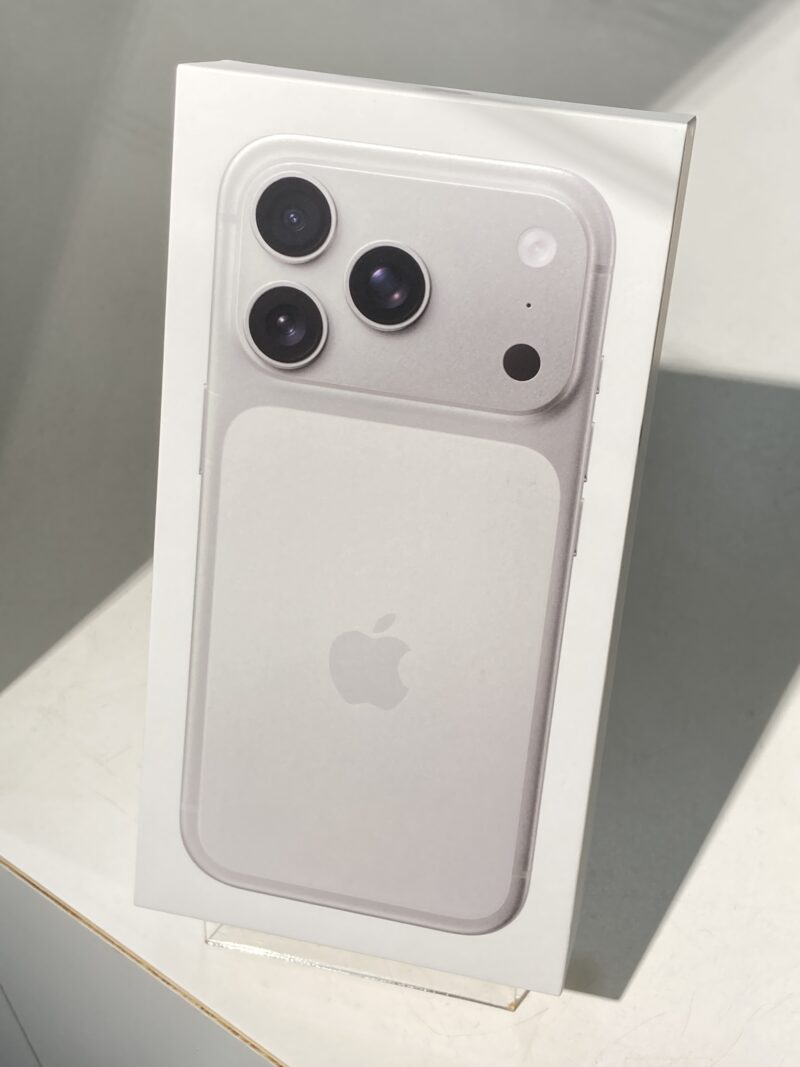 iPhone17Pro 256GB Silver 新品未開封　SIMフリー　【川崎店】