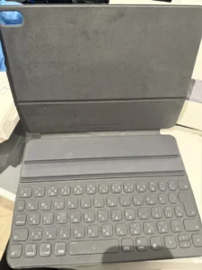【高崎OPA店】Smart Keyboard Folio for iPad Pro 11inch 【カラー】	ブラック を500円で買取しました！