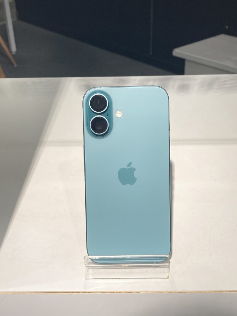 iPhone16 256GB グリーン SBM系　中古　端末のみ　　【川崎店】