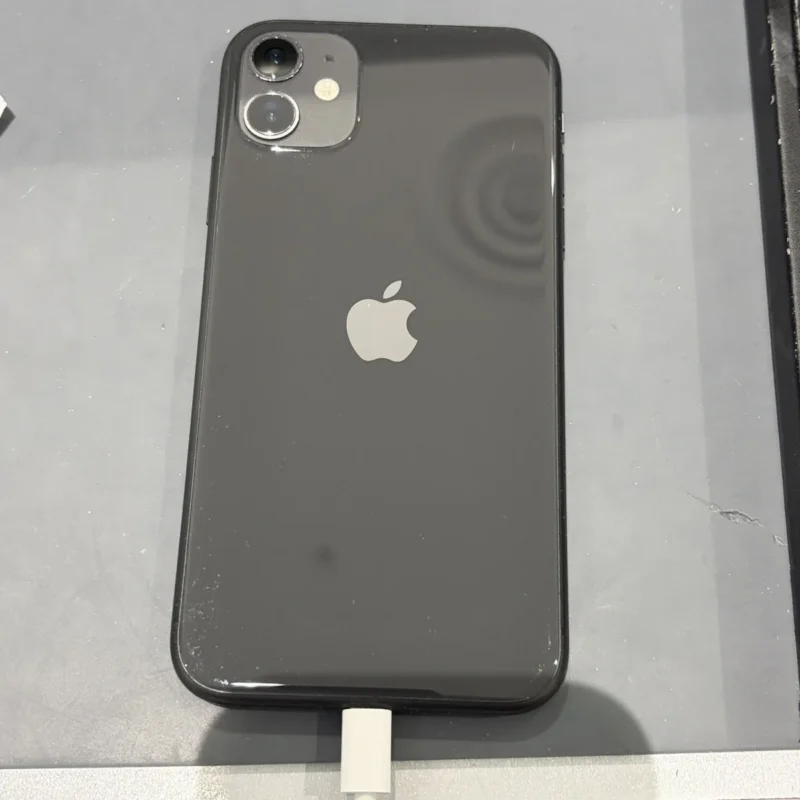 iPhone 11