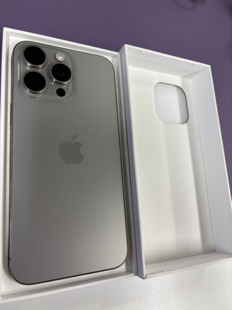 iPhone 16 Pro Max	1TB	デザートチタニウム	SIMフリー