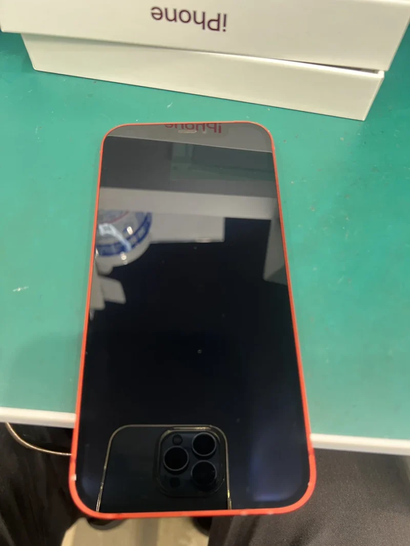 iPhone 12