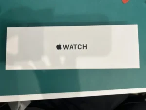 【ぺリエ千葉店】Apple Watch SE (3rd gen, GPS) Aluminum 40MM 【カラー】	ミッドナイト を29,000円で買取しました！