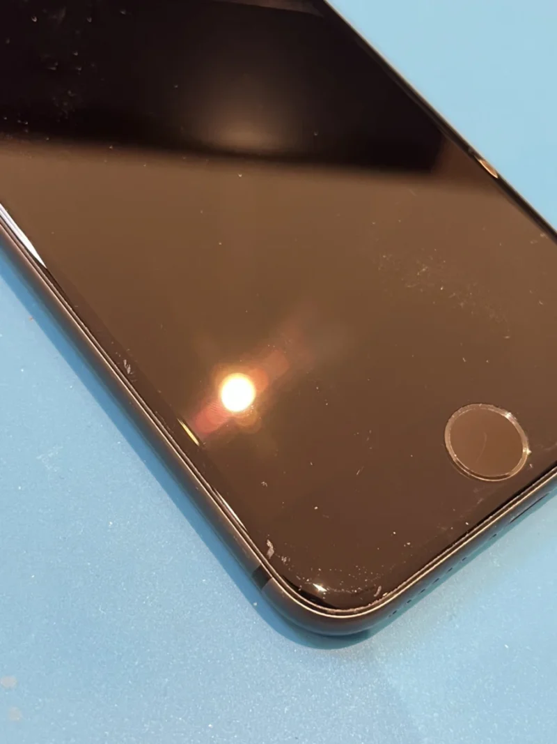 iPhone 8