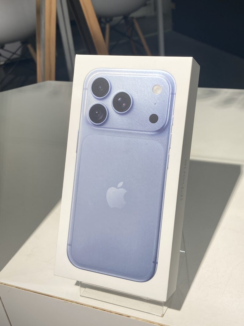 iPhone18Pro 1TB　SIMフリー　新品未開封　未アクティベート　【川崎店】