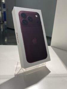 iPhone18Pro 1TB バーガンディー　SIMフリー 新品未開封　【川崎店】